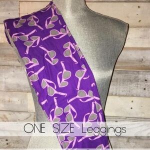 NWT One Size leggings